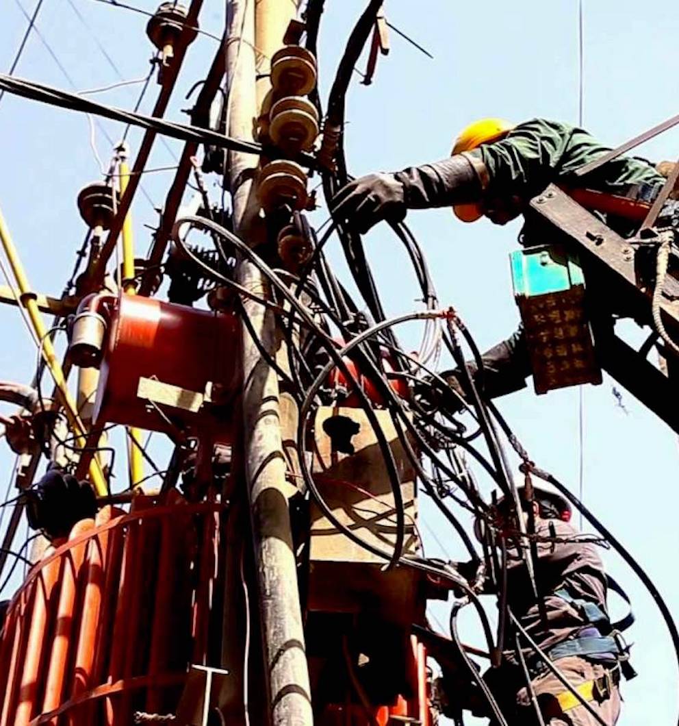 Connecting ABC to bare-conductor